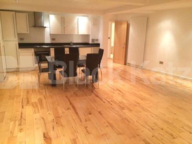 			LET , 2 Bedroom, 1 bath, 1 reception Apartment			 Magdalen Street, London Bridge